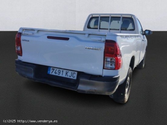 Toyota Hilux Cabina Sencilla GX 4x4 - Vallecas