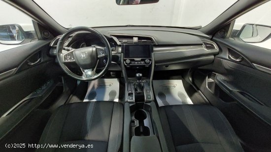 Honda Civic 1.6 I-DTEC ELEGANCE NAVI CAMARA - QUART DE POBLET