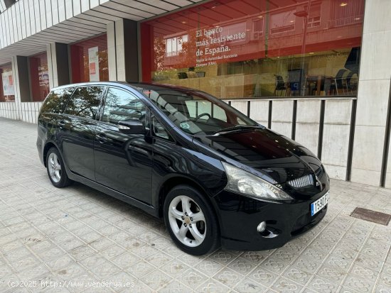 Mitsubishi Grandis 2.0 DI-D Intense Plus - Barcelona