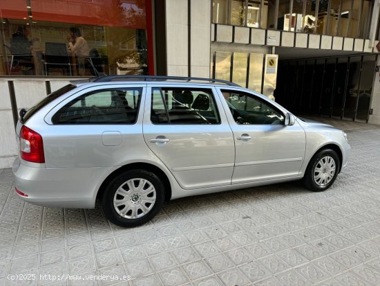 Skoda Octavia Combi 1.6 TDI CR Collection - Barcelona