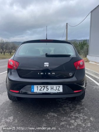 Seat Ibiza 1.6 TDI de 2012 con 231.500 Km por 6.150 EUR. en La Rioja