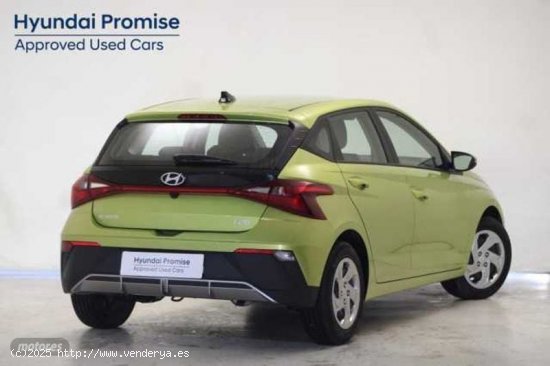 Hyundai i20 1.2 MPI Essence de 2024 con 8.343 Km por 16.990 EUR. en Sevilla