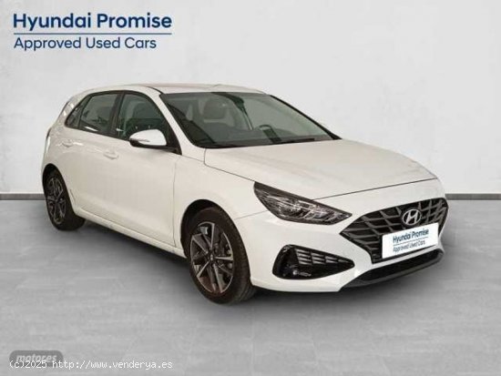 Hyundai i30 1.5 DPI Klass SLX 110 de 2024 con 10.343 Km por 20.490 EUR. en Sevilla