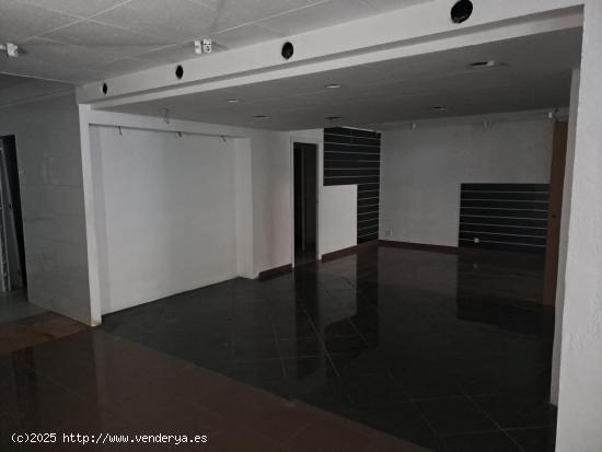 Local comercial en venta - BARCELONA