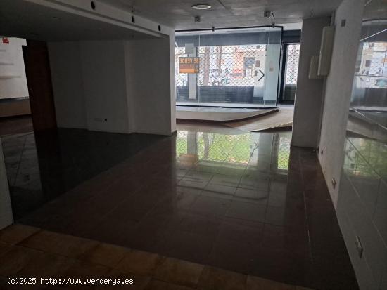 Local comercial en venta - BARCELONA