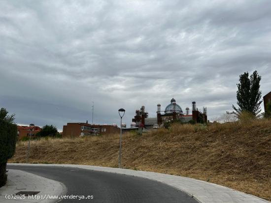 Terreno Urbano No Consolidado en Venta para Invertir en  Mejorada Del Campo, Madrid - MADRID