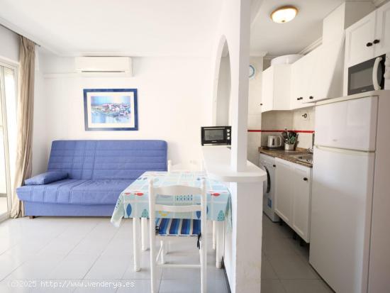 Se vende luminoso apartamento de 1 dormitorio con orientación sur y licencia turística. - ALICANTE