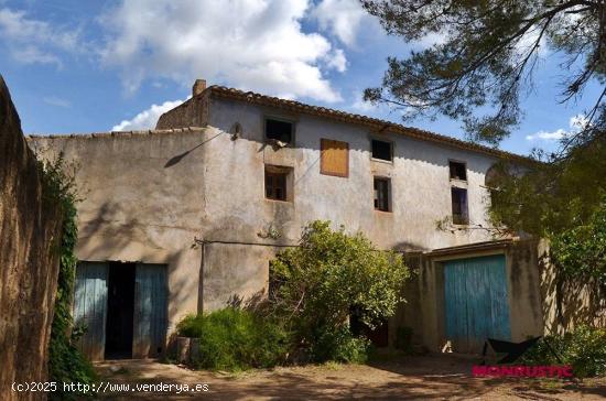 MASIA DE 600 M2 DEL SIGLO XIII A LAS AFUERAS DE VILA-RODONA - TARRAGONA