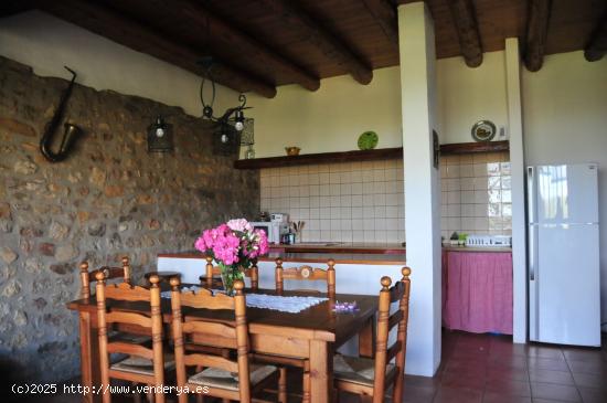  Casa en venta en el Boixar, actualmente funcionando como turismo rural. Con 4 habitaciones. Tiene ca 