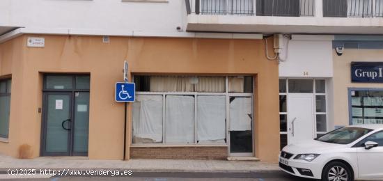  Local comercial en frente de un parque - TARRAGONA 