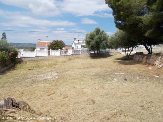 Terreno esquinero en Oasis Park de dos parcelas - TARRAGONA