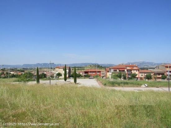 Solar en venda - Roda de Ter zona Esquerda - BARCELONA