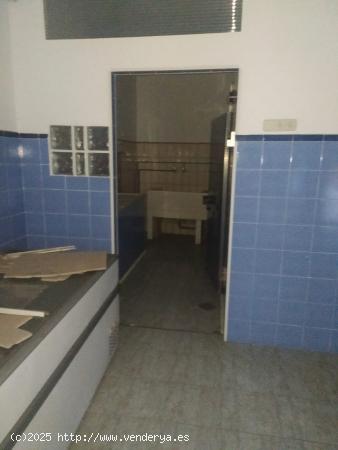 LOCAL COMERCIAL ZONA PRIME EN BENETUSSER - VALENCIA