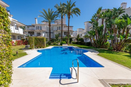  Piso en venta en Marbella (Málaga) 