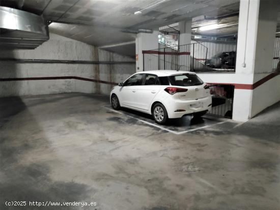 Parking en venta en Rocafonda centro - BARCELONA