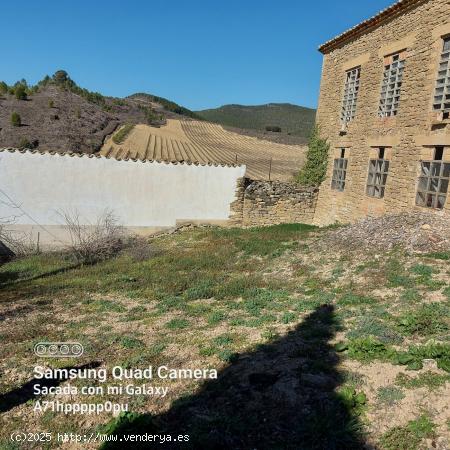 Terreno Urbano con pequeño Gallinero - NAVARRA