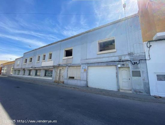 VENTA DE NAVES INDUSTRIALES EN CASTELLÓ DE LA RIBERA - VALENCIA