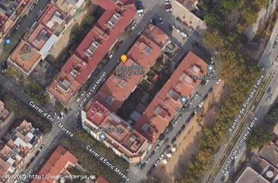 Venta local comercial en Mollet del Vallés (Barcelona) - BARCELONA