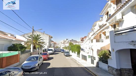 Venta adosado en Navalmoral de la Mata (Cáceres) - CACERES