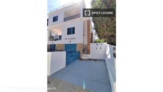 Apartamento entero de 1 dormitorio en Dénia - ALICANTE