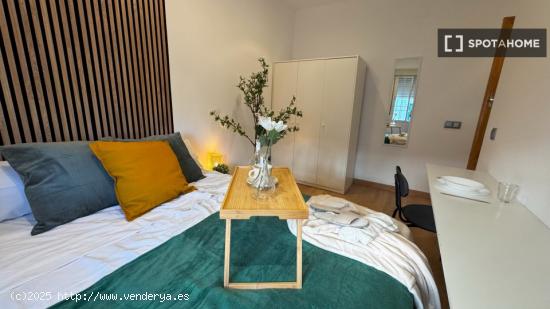 Magnífica habitación en alquiler situada en Madrid - MADRID