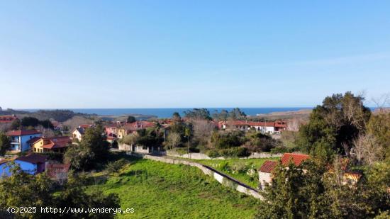 PARCELA A 600 M DE LA PLAYA DE GUADAMIA - ASTURIAS