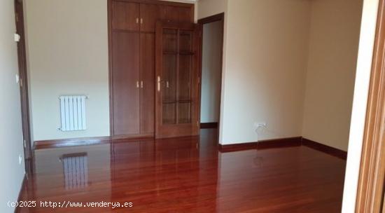 APARTAMENTO 21 - ORENSE