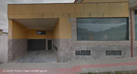  Se Vende en Meaño - PONTEVEDRA 