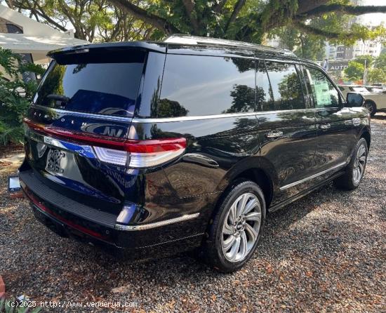 Lincoln Navigator Reserve, la jeepeta que define tu personalidad!!