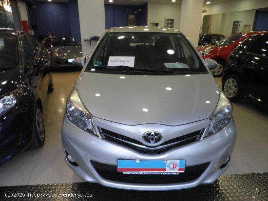 Toyota Yaris 1.3 VVTI ACTIVE Gasolina Etiq. medioambiental verde C - Barcelona