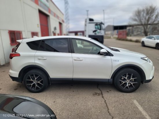 Toyota Rav4 TOYOTA Rav4 2.5l hybrid 2WD Feel - Daimiel