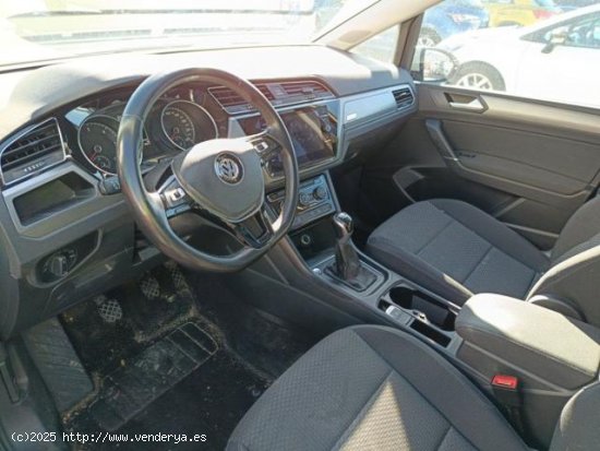 VOLKSWAGEN Touran en venta en Pamplona/IruÃ±a (Navarra) - Pamplona/IruÃ±a