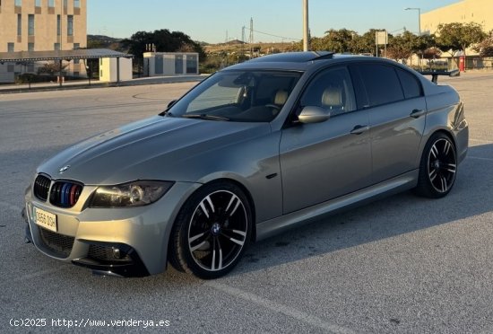  BMW Serie 3 E90 de 2006 con 250.000 Km por 15.000 EUR. en Malaga 