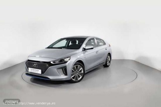  Hyundai Ioniq 1.6 GDI Tecno de 2017 con 83.901 Km por 16.900 EUR. en Barcelona 