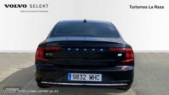 Volvo S 90 SEDAN 2.0 T8 RECHARGE CORE BRIGHT 4WD AUTO 455CV 4P de 2023 con 31.495 Km por 49.900 EUR.