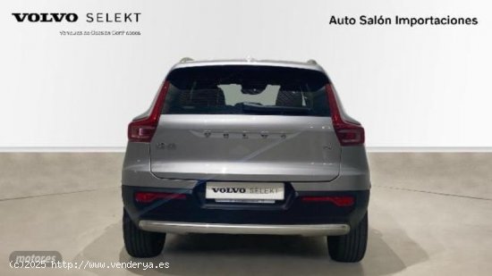 Volvo XC40 XC40 Core, T2 automatico, Gasolina de 2023 con 28.427 Km por 33.900 EUR. en Asturias