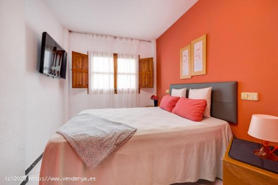  Venta de bungalow alto en El Chaparral, Torrevieja con Solarium privado - ALICANTE 