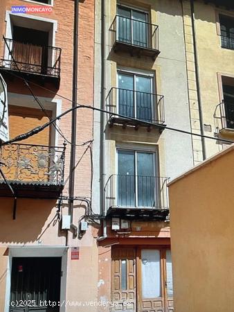  SE VENDE EDIFICIO EN TARAZONA (ZARAGOZA) - ZARAGOZA 