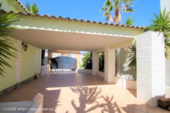 Chalet en venta en Orihuela (Alicante)