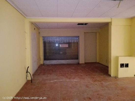 LOCAL EN VENTA O ALQUILER EN MUY BUENA ZONA DE TORREFIEL - VALENCIA