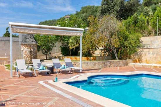 Moderno Chalet en venta en Muro con magníficas vistas - BALEARES