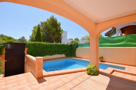 Chalet en Son Serra con piscina, garaje y  licencia vacacional - BALEARES