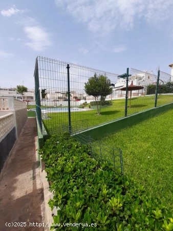 Bungalow en venta en Torrevieja (Alicante)