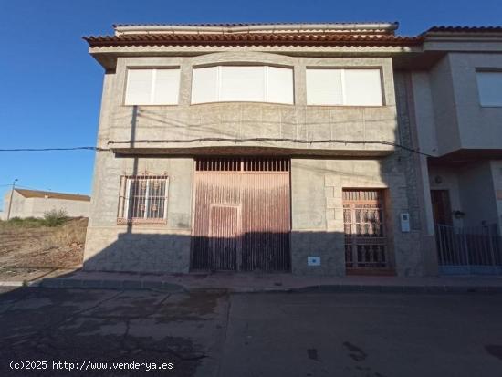 Casa en venta en c. río quipar, s/n, Bullas, Murcia - MURCIA