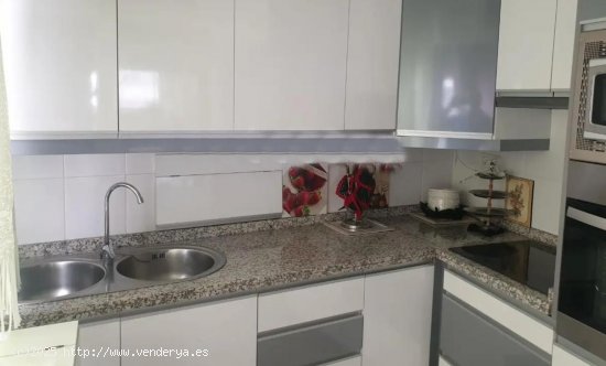 Apartamento en alquiler en Granada (Granada)