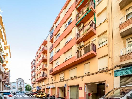 OPORTUNIDAD LOCAL EN VENTA EN REUS - TARRAGONA