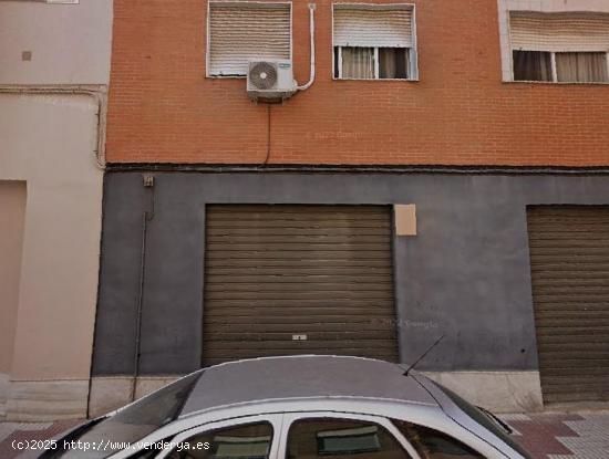 ALG048 - LOCAL COMERCIAL DE 75M2 EN LA CALLE SANT JAUME APOSTOL DE ALGEMESÍ - VALENCIA