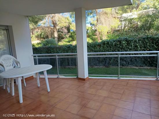 Bonito piso con entorno natural y acceso directo a la playa y a la piscina, con HUTTE - TARRAGONA