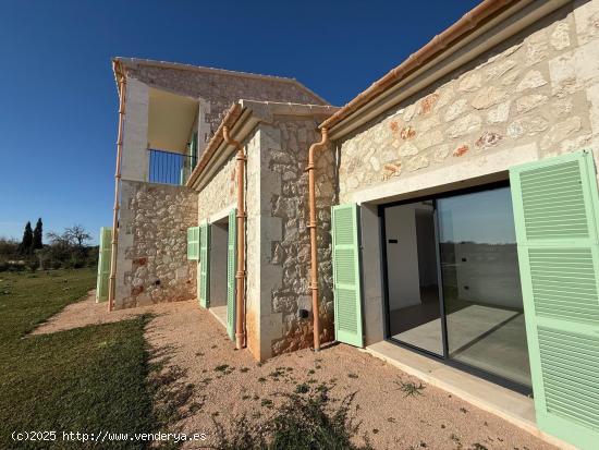 SE VENDE CHALET EN CAMPOS - BALEARES