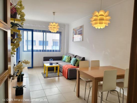  APARTAMENTO DE 1 DOEMITORIO CON LICENCIA TURISTICA EN EL COMPLEJO ALICANTE HILLS - ALICANTE 